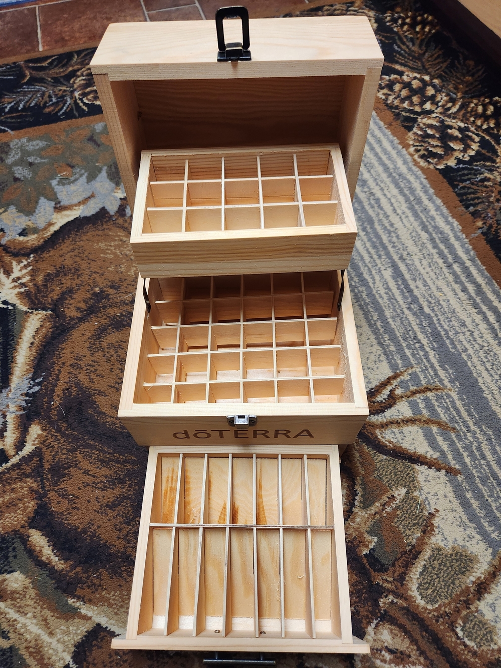 Authentic doTERRA 3-Tier Multi-Level Wooden Essential Oil Storage Chest Box - Picture 3 of 8